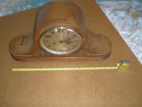 Large vintage mantle clock - large,