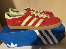 adidas Stadt Trainers Red &