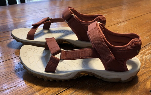 New box merrell - new,