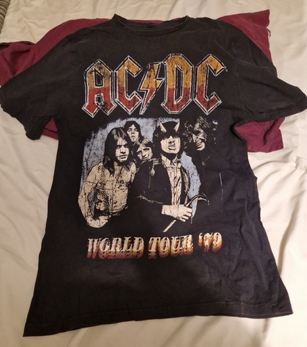 World tour small - ac/dc,