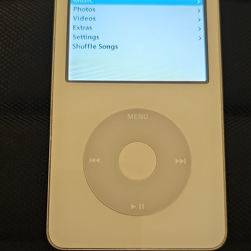 Apple ipod 5th generation 30gb - apple,