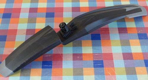 Halford front wheel steerer