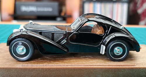 Brumm bugatti type 57sc - brumm,