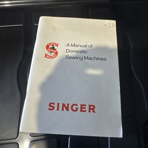 Singer domestic sewing machine - singer,