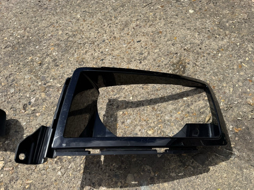 Land rover defender headlight - rover,