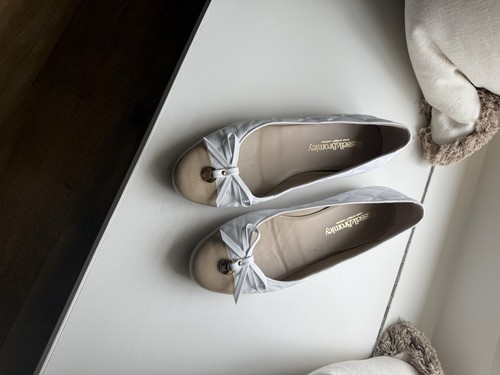 Russell bromley pumps size - russell,