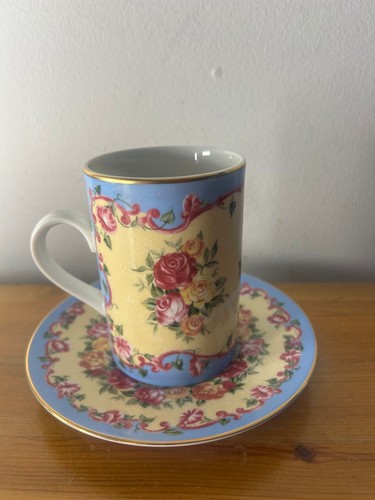 Past times aubusson porcelain - past,