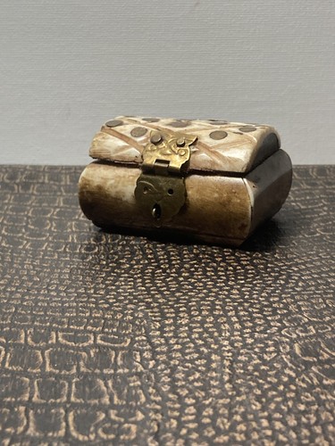 Vintage camel bone and - vintage,