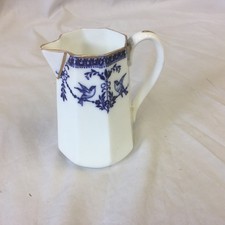 Wedgewood white with blue birds pattern Cream / milk Jug 10 cm High