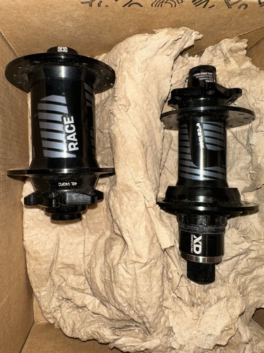 Thirteen trsr front - trsr, hub