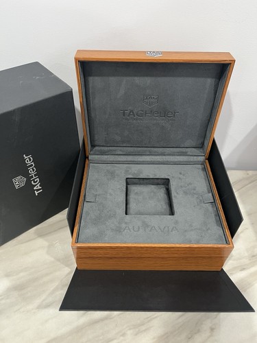 Authentic tag heuer autavia - authentic,