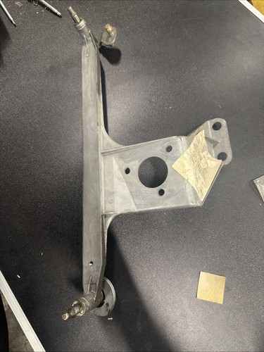 Saab 900 classic wiper mech - 900,