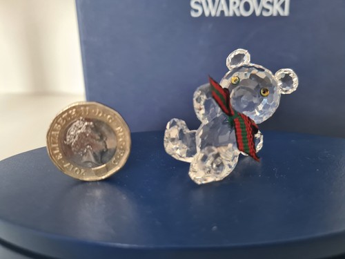 Swarovski kris bear unboxed - swarovski,