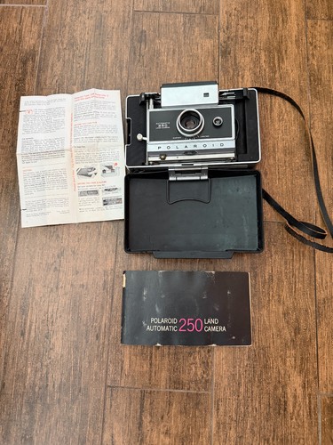 Vintage polaroid automatic 250 - vintage,