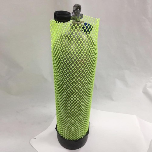 Bottle sleeve for aquatic