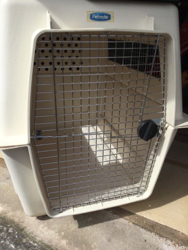 Petmate dog kennel - dog,