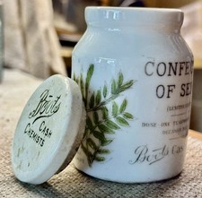 1915 Small Green Pictorial