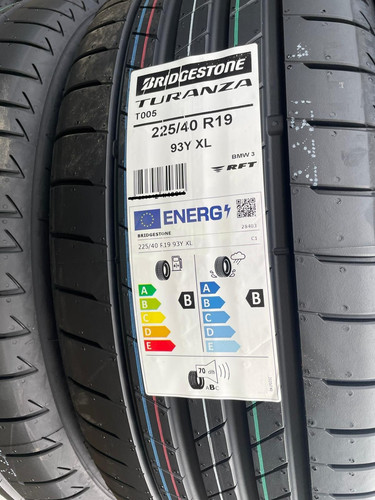 225 bridgestone runflat - 19,