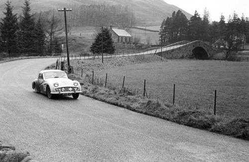 Mccartan triumph rally car - rally,