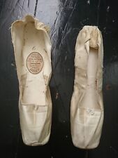 Regency Antique Fashion 1800s / 1810s / 1820s Silk Shoes By ' Melnotte '