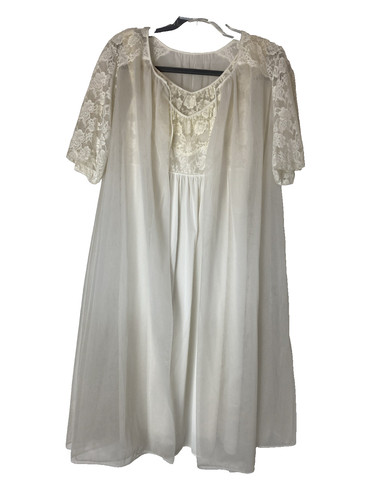 Vtg vanity fair white nylon - vtg,