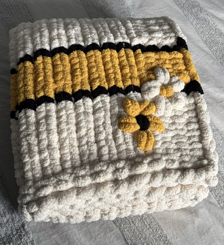Super chunky hand knitted - super,