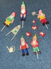 Vintage Cake Decorations