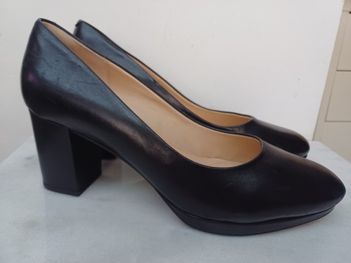 Clarks size court shoes - d,