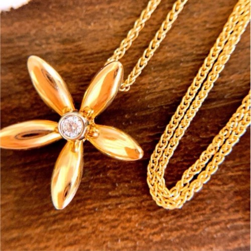 Asprey daisy flower diamond - daisy,