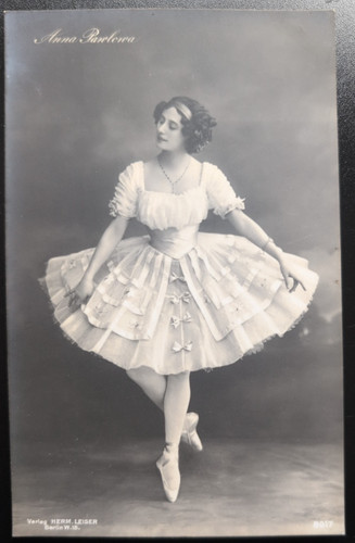 Vintage postcard anna - postcard, pavlova