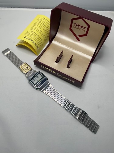 Timex quartz digital watch - timex, s