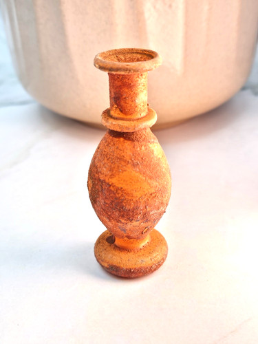 Antique style amber - style,