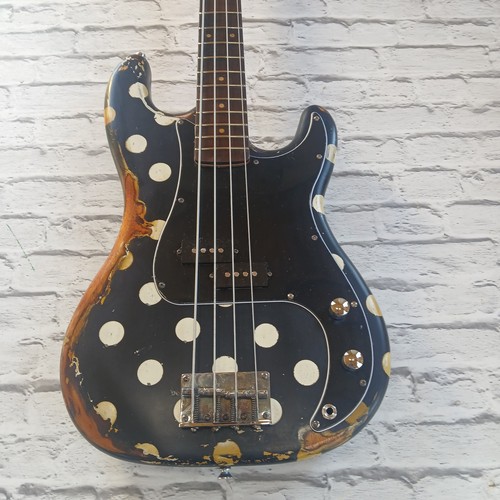 Custom relic bass guitar - custom,