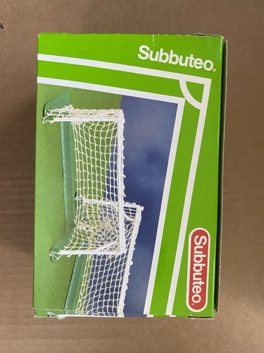 Boxed subbuteo set 61154 - boxed,