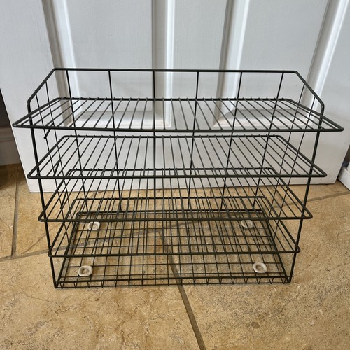Vintage green metal wire - green,