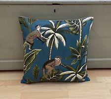 Safari Junge monkey teal green