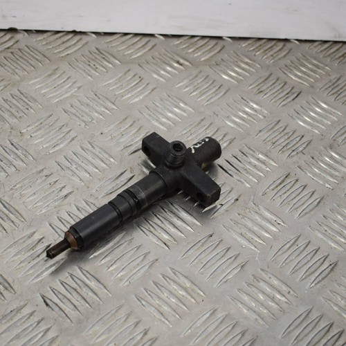 Mitsubishi pajero v60 fuel - mitsubishi,
