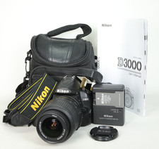 Nikon D3000 DSLR 10.2MP &