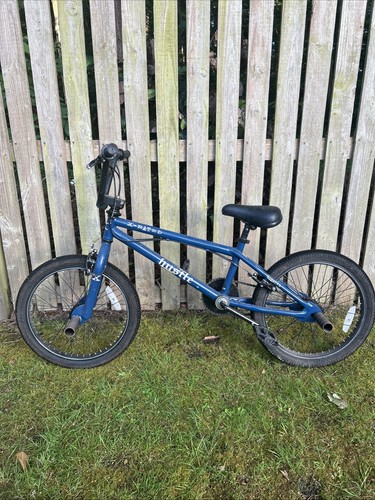 Halfords bmx style xrated - halfords,