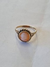 9ct gold cameo ring lovely