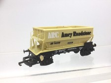 Lima 305636 OO Gauge PGA Wagon