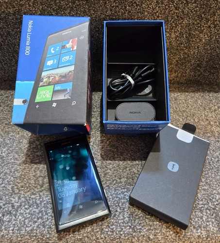 Nokia lumia 800 16gb black - nokia,