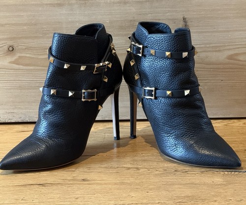 Valentino garavani rockstud - valentino,