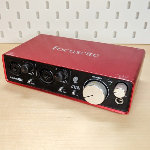 Focusrite scarlett 2i2 - scarlett, usb