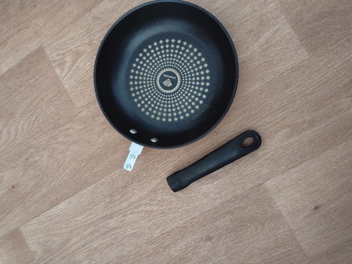 New diamond non stick frying - new,