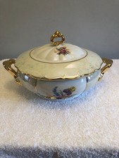 soup terrine/serving dish