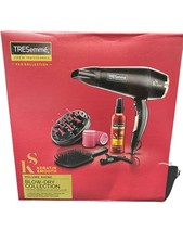 TRESemmé Pro Collection Hair Dryer Keratin Smooth Kit 1 XJV001