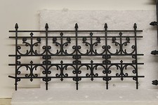 DOLLS HOUSE ( 4  Plastic