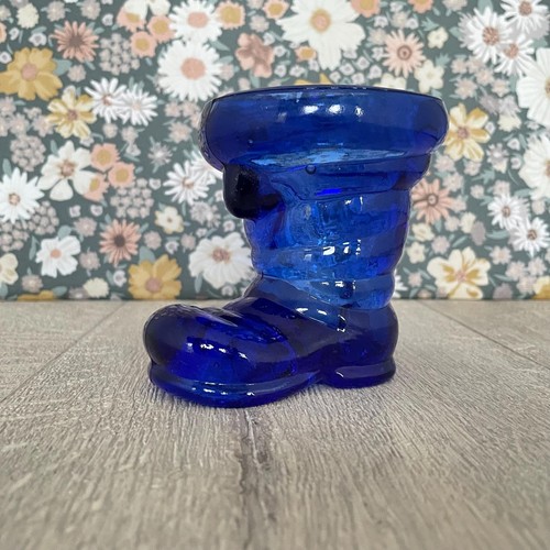 Vintage glass boot vase - vintage, –