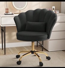 Elegant Chair, Velvet Padding